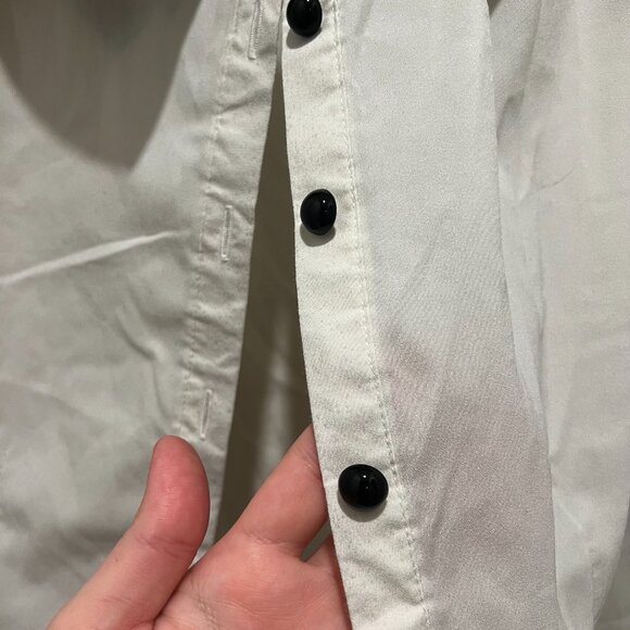 Hell Bunny Button-Up Blouse Size L in White with Spiders on Black Collar - Picture 4 of 5